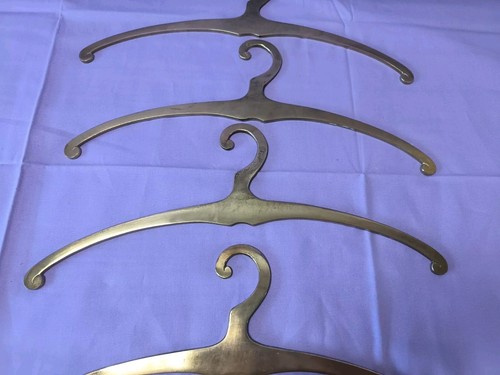 4 Vintage Kleiderbügel aus Messing/Regal154.2 - Bild 2 von 5