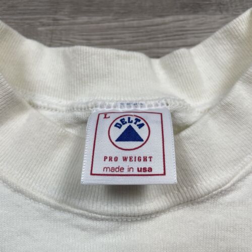Vintage Rare Universal Studios Embroidered T-Shirt White Size Large - See Desc - Picture 7 of 17