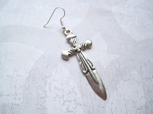 SINGLE or PAIR Big PIRATE SWORD CROSS Drop Earrings Unisex Fancy Dress Halloween - Picture 2 of 4