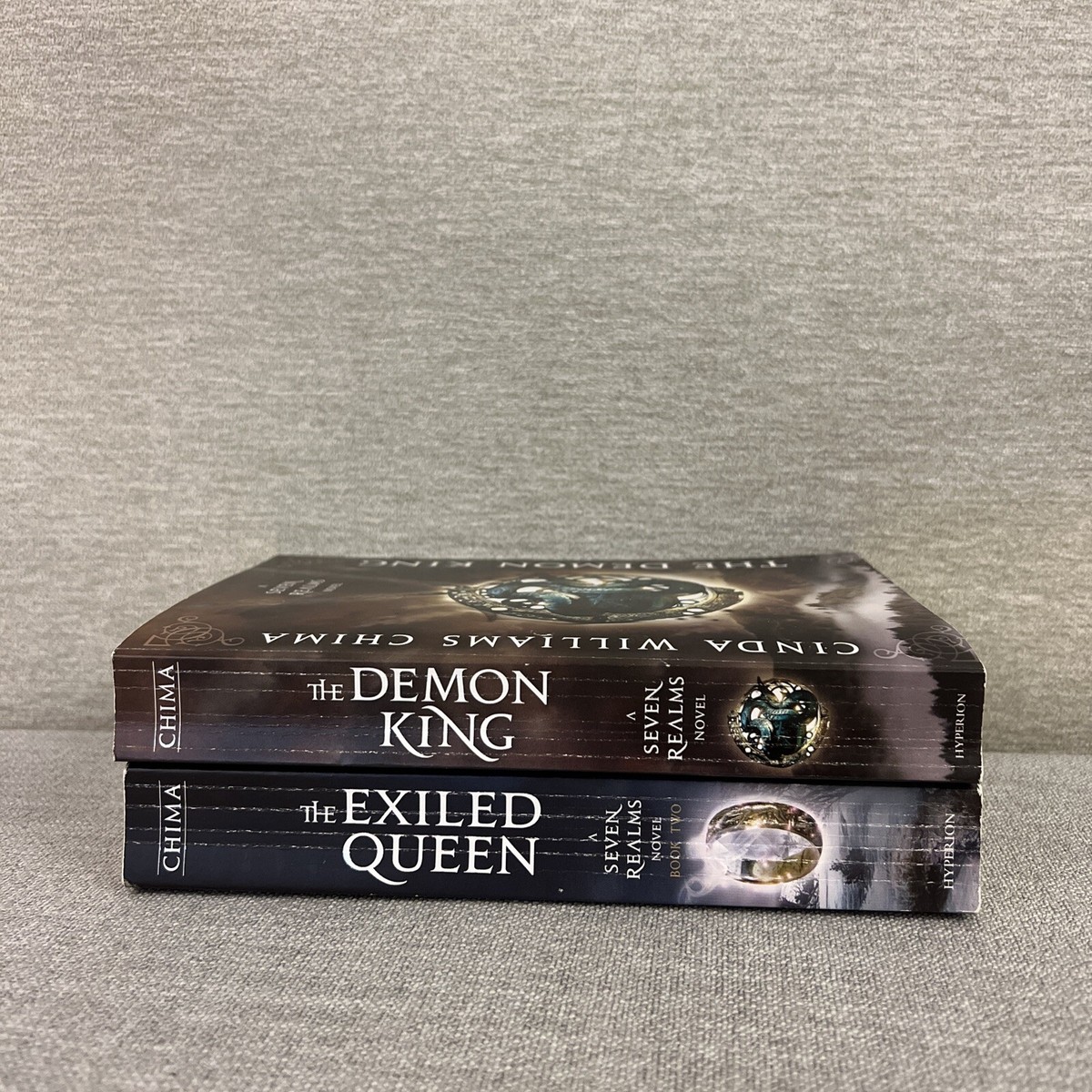 Seven Realms Novel The Demon King Exiled Queen Book 1 & 2 Cinda