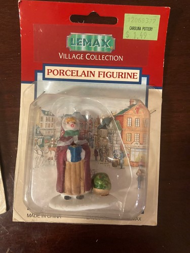 Lemax Town Collection Christmas Porcelain Figurine Lot Of 3 People - Picture 4 of 5