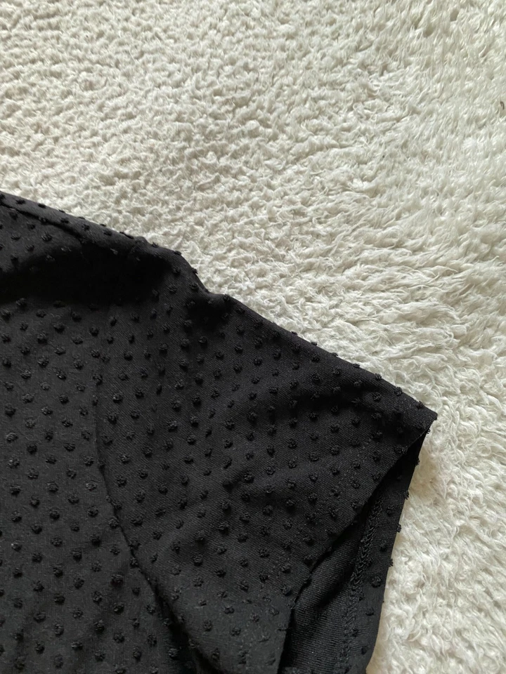 Blusa de manga corta con cuello redondo manchada para mujer Laura Scott Negra Talla M Foto 4 de 4