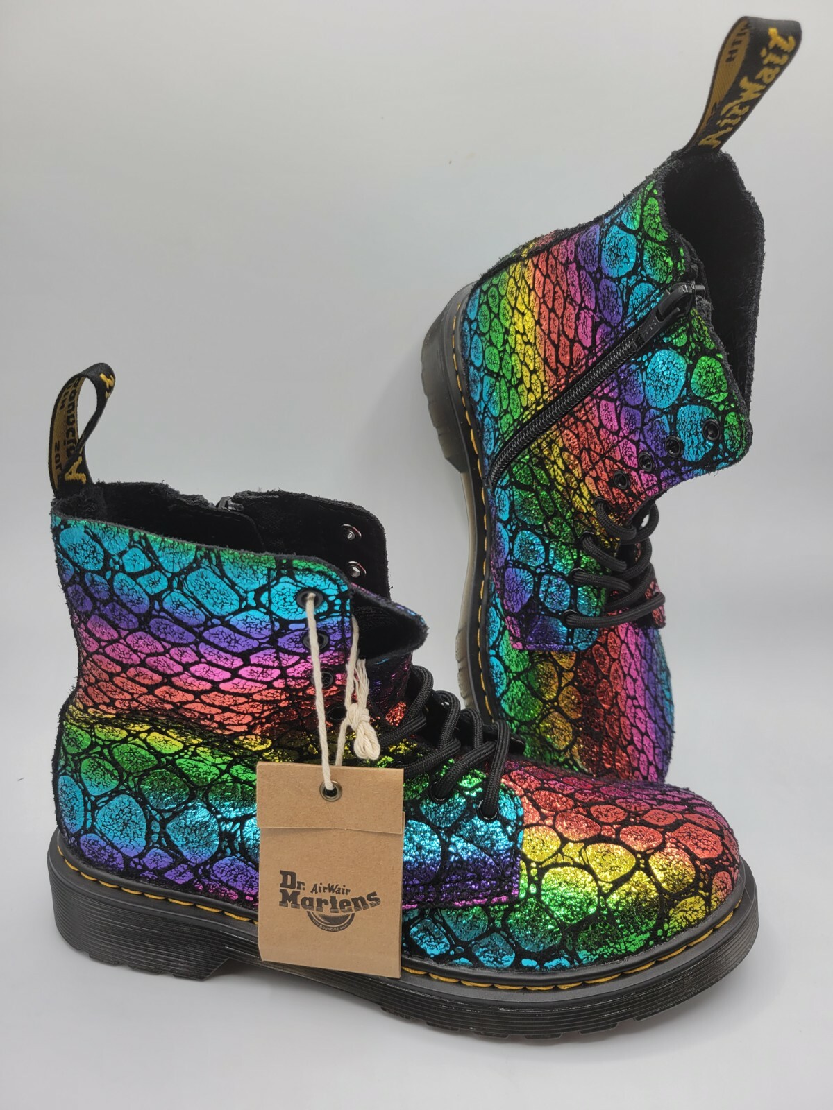 Foresight Thank you Go for a walk Dr. Martens 1460 Pascal J Black/Rainbow Core Kids Croc Metallic Boots Sz 4 AW004 | eBay Foresight Thank you Go for a walk Dr. Martens 1460 Pascal J Black/Rainbow Core Kids Croc Metallic Boots Sz 4 AW004 | eBay
