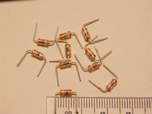 10 Mil-Spec Unitrode CGB331KDX 430pF 50V Glass Encapsulated Ceramic Capacitors - Picture 1 of 2