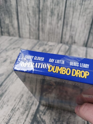 Operation Dumbo Drop (VHS, 1996) Danny Glover, Ray Liotta, Denis Leary - New - Picture 3 of 3