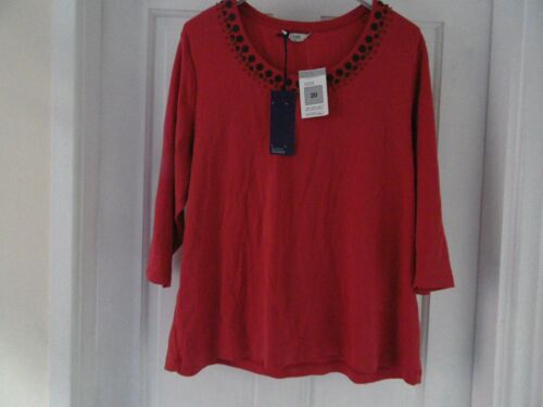 Marks And Spencer Size 20 Dark Spice/Winter Coral 3/4 Sleeve Beaded Neck Top.New