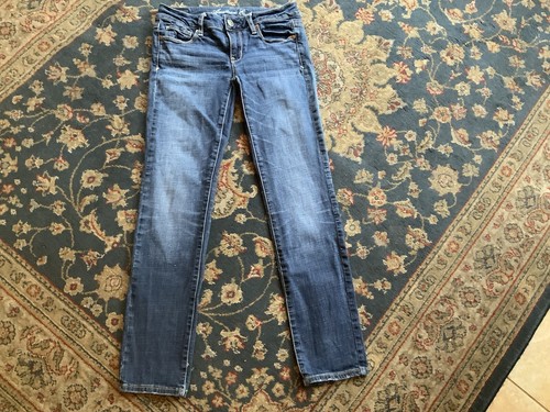 American Eagle Womens 2 Short 2S Skinny Stretch Medium Wash Blue Jeans