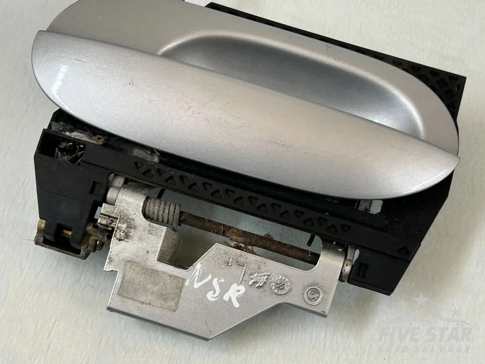 BMW 7 Series Rear Door Exterior Handle Left 1999 Saloon 4/5dr (98-01) 735i, iL - image 2 of 4