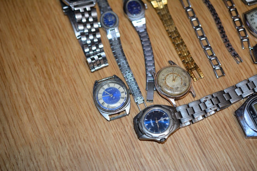 30pcs WATCHES for PARTS or REPAIR Vintage Soviet USSR Mechanical CCCP Watch - Picture 13 of 24