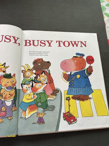 Richard Scarry’s BUSY TOWN Big hc Golden 1994 109876 VG+ to near new inside HUGE - Bild 5 von 7