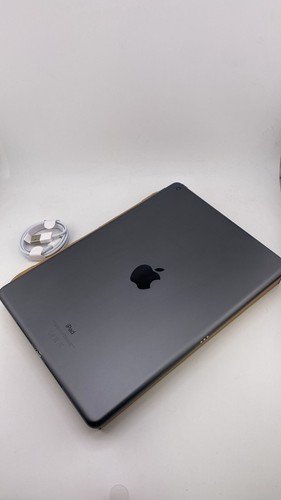 Apple iPad 7th Gen 32GB Wi-Fi 2019 A2197 iPad OS , Good Condition UK - Picture 8 of 24