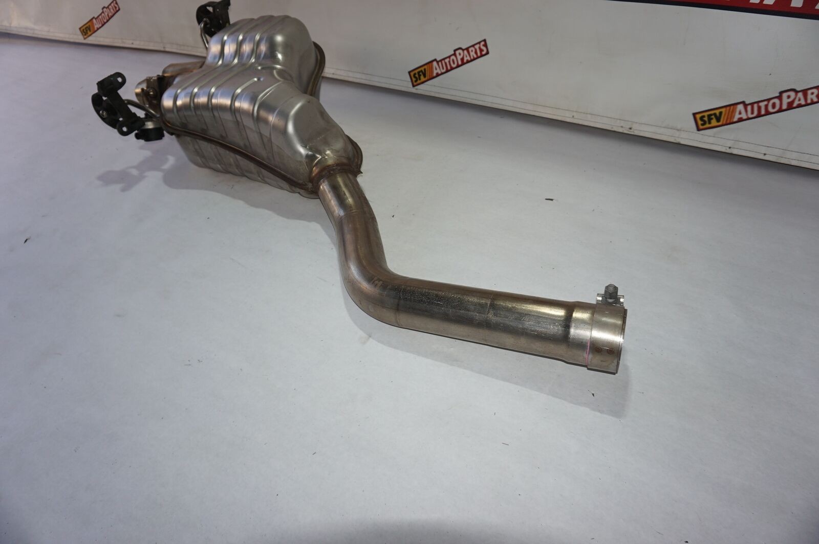 Bentley Flying Spur 2006-2009 Muffler P/N 3W0253611
