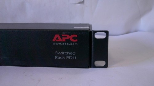 APC AP7920 1U Switched Rack PDU 10A 230V 8 x C13 Outlets (B275) - Picture 3 of 13