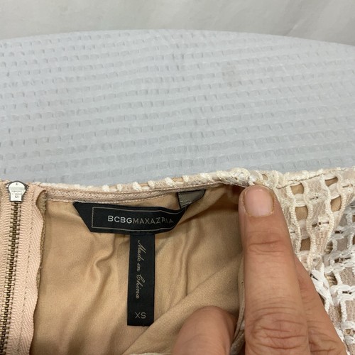 BCBGMaxAzria Elyze Short Sleeve Eyelet Mini Dress In Bare Extra Small EUC - Picture 3 of 6
