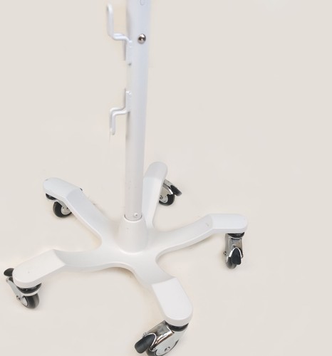 Welch Allyn Connex 6000 Vital Signs Monitor 65NXTX, NIBP, SPO2, Cuff & Stand - Picture 17 of 17