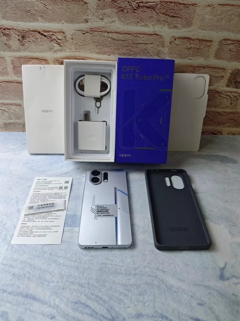 Oppo K13 Turbo Pro 5G 6.8