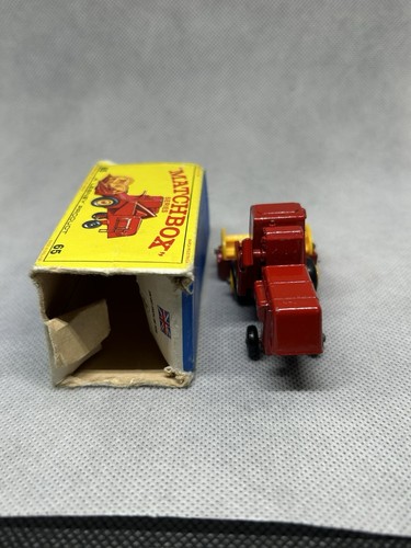 Lesney Matchbox No. 65 Combine Harvester With Box - Picture 11 of 12