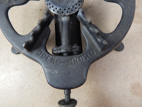 c.1910 GLOGAU Chicago Cast Iron & Brass ALCOHOL STOVE Fancy & Working - Picture 4 of 9