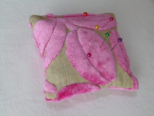 Designers Guild Velvet fabric cute Pin Cushions sewing needles - Picture 60 of 138