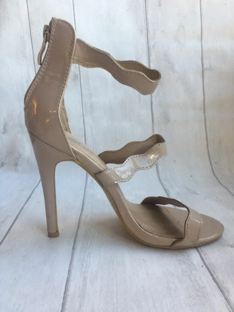 Ladies cream heels hotsell
