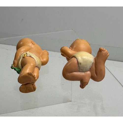 Lote de (2) Pañales Bebés Galoob 1991 Coleccionables  - Imagen 6 de 6