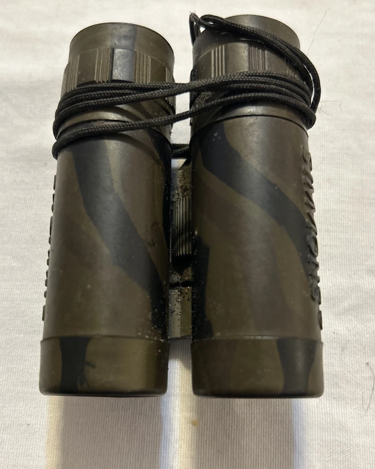 Simmons all around Camo Pocket Binoculars 1135 8x21 FOV 372ft - Image 2 of 4