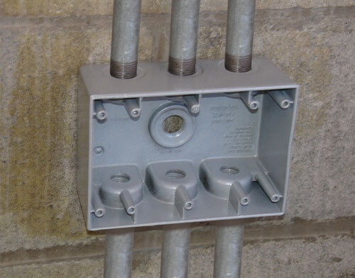 2-5/8" Deep Three (3) Gang Weatherproof Electrical Box with (7) 1/2" Holes - Picture 2 of 12