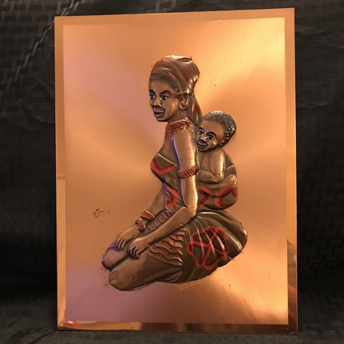 Vintage African Art Woman and baby Hammered Copper Textured 3D - Picture 2 of 8