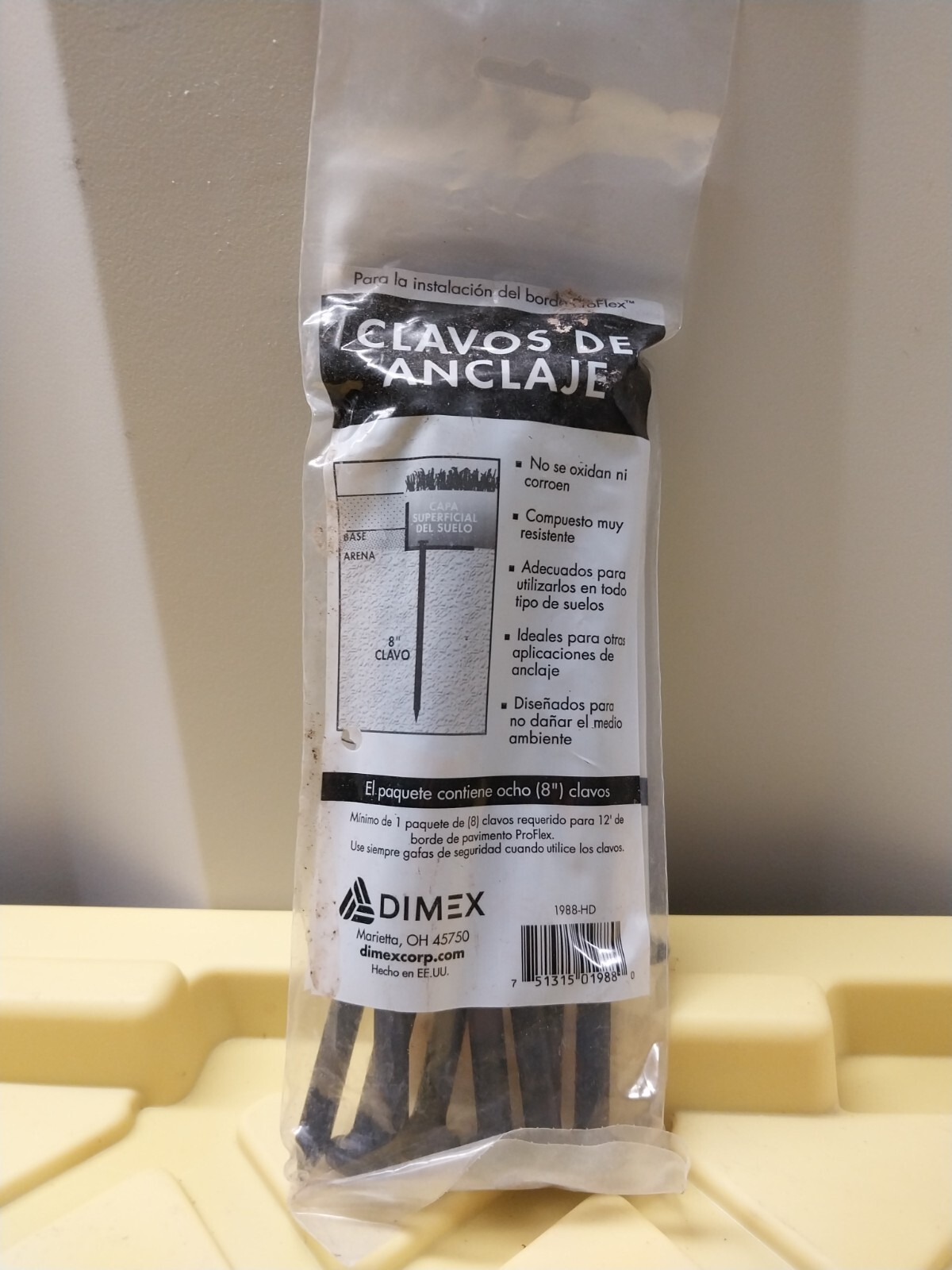 Dimex Pro Flex Plastic (8 Count) Nylon Landscape Anchoring Spikes, 8