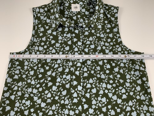 CAbi Women's Small Olive Light Blue Floral Sleeveless Blouse Top Polyester - Picture 8 of 9