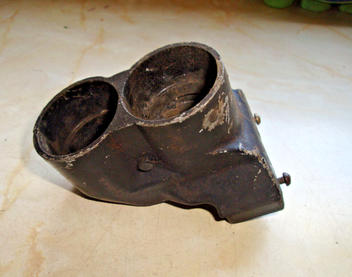 Land Rover - Series 2 - Elbow Connector for Smiths Round Type Heater - Imagen 2 de 8