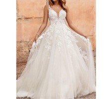 Elegant Boho Wedding Dresses V-Neck Backless Lace Appliques A Line Bridal Gowns