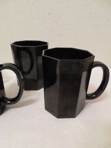 Vtg Mid Century Set of 4 Arcoroc Black Hexagonal Mugs Cups - Picture 3 of 6