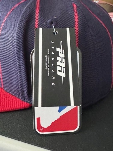 Pro Standard Pin Strip Boston Red Sox Logo Embroidered Snapback Hat One Size NWT - Picture 13 of 13