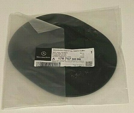 GENUINE MERCEDES BENZ W176 A CLASS FUEL FLAP COVER PRIMED A1767570006 - Picture 3 of 4