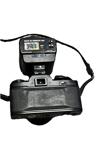 Borsa per fotocamera e fotocamera Ricoh XR7 pellicola. - Foto 2 di 17