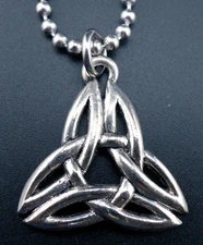 Celtic Triquetra Knot Necklace Stainless Chain New Pendant Rare Design Vintage