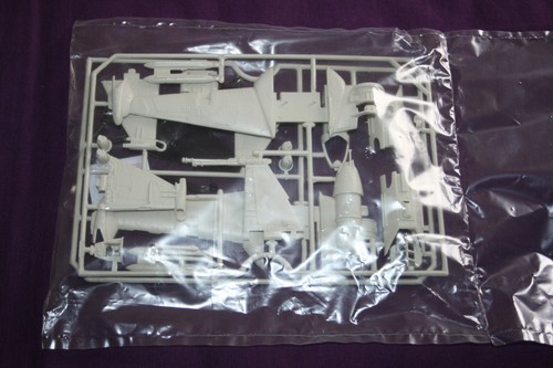 Airfix Star Wars ROTJ B-Wing Heavy Assault Starfighter 1:94 scale model kit. - Picture 3 of 3