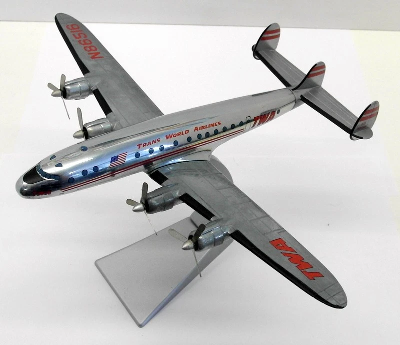Corgi Escala 1/144 Diecast - AA30404 Lockheed L-049 Constellation Transworld 1946 Foto 2 de 3