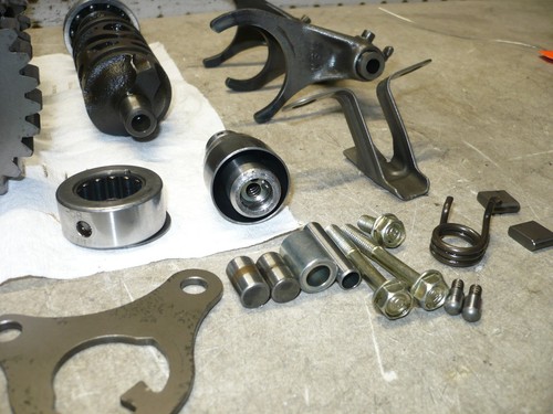 Honda CBR1000 87 88 Transmission Gears Axles Shift Cam Assy Set - Picture 19 of 24