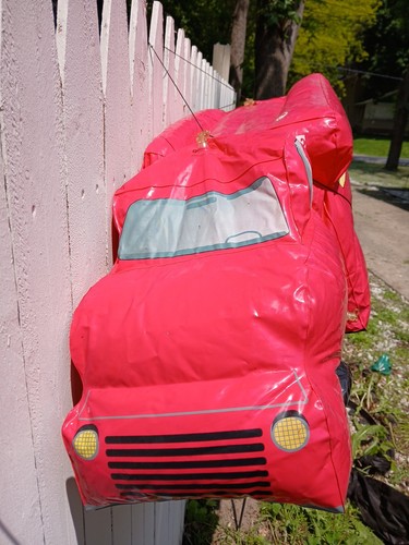 Vintage 2003 Miller High Life Beer Inflatable truck, approx. 30" x 12" Official - Picture 8 of 15