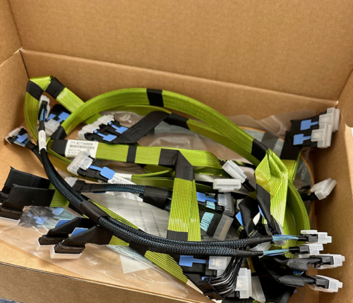 Lenovo ThinkSystem NVMe Cable Kit SR650 V2 2.5" Chassis Front BP1 4X97A80410 - Picture 4 of 5