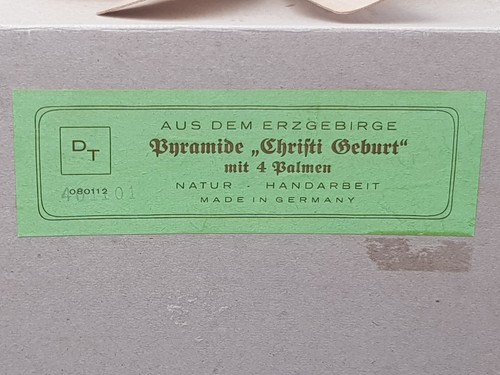 Erzgebirge "DT" PYRAMIDE 'Christi Geburt' mit 4 Palmen ca.29cm hoch in OVP/lesen - Bild 12 von 13