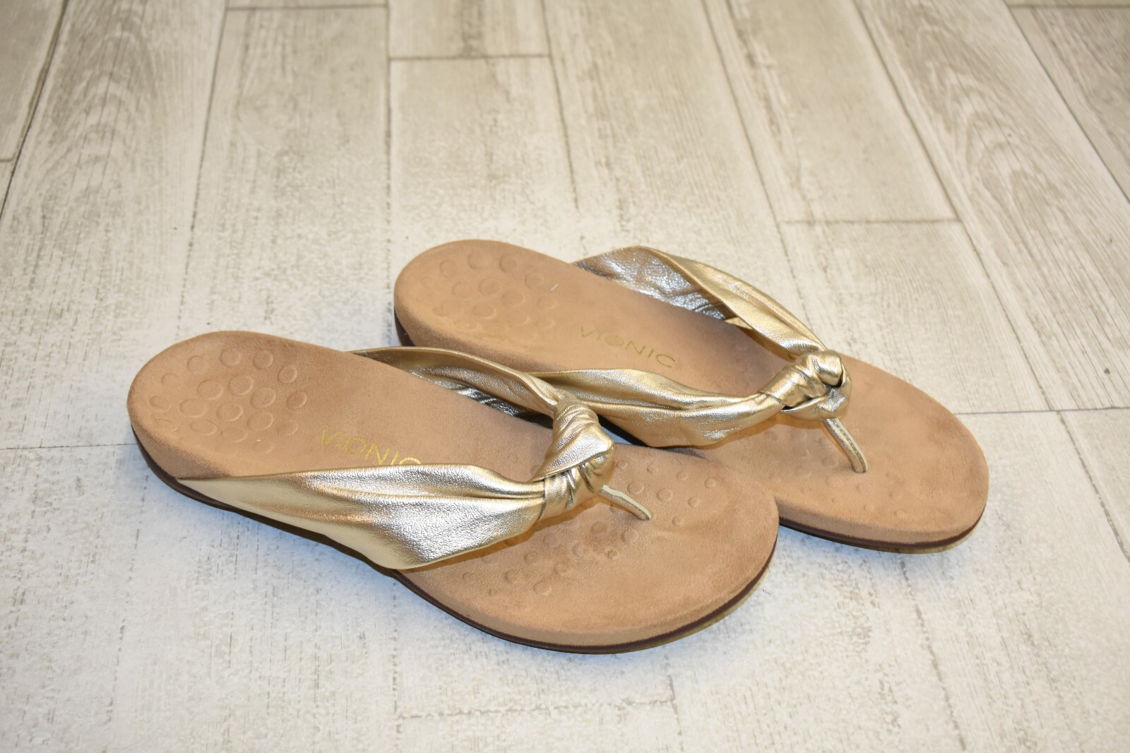 Vionic Pippa Métallique Cuir String Sandales, femme femme femme taille 10, Champagne NEUF 3e638b Vionic Pippa Métallique Cuir String Sandales, femme femme femme taille 10, Champagne NEUF 3e638b