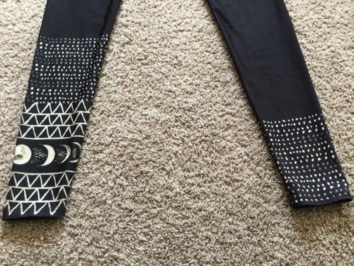 Onzie Leggings High Rise Las Lunas Grafikdruck Damen XS USA Made - Bild 10 von 10