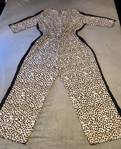 NWT Wide Legged Leopard Print Jumpsuit With Black Racer-stripe detail. UK 20 - Picture 3 of 11