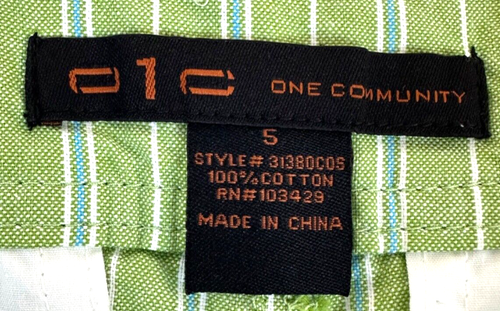 One Community grün gestreifte Shorts Gr. 5 mit 2" Innennaht Gürtelschlaufen Rückentaschen - Bild 6 von 8