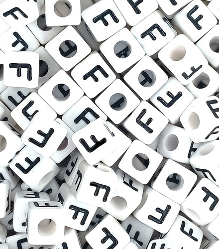50 /100pcs 8mm big white CUBE mixed & single letters acrylic alphabets beads A-Z - Picture 9 of 30