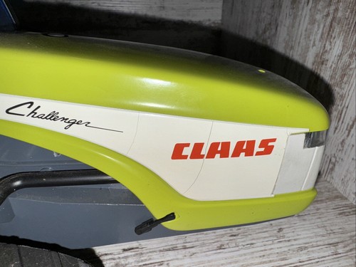 1/16 Scale Claas Challenger 45 Tractor Die-Cast NZG Model 2 Track Tractor - Picture 8 of 24