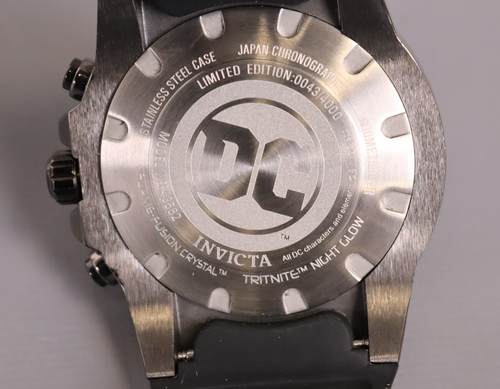 INVICTA DC Comics Men 46mm Stainless Steel Gunmetal Black+Gunmetal dial VD52 - Picture 3 of 4
